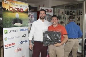 Fujitsu, Lexmark, Toshiba, Philips – AOC, Sophos y Wolters Kluwer patrocinaron la XVIII edición del Torneo de Golf Byte TI 43 Fujitsu, Lexmark, Toshiba, Philips – AOC, Sophos y Wolters Kluwer patrocinaron la XVIII edición del Torneo de Golf Byte TI 41
