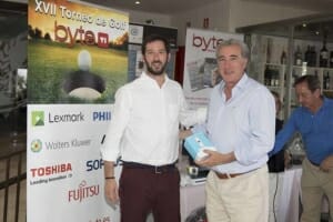 Fujitsu, Lexmark, Toshiba, Philips – AOC, Sophos y Wolters Kluwer patrocinaron la XVIII edición del Torneo de Golf Byte TI 36 Fujitsu, Lexmark, Toshiba, Philips – AOC, Sophos y Wolters Kluwer patrocinaron la XVIII edición del Torneo de Golf Byte TI 34