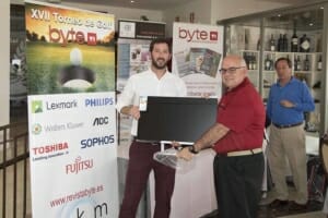 Fujitsu, Lexmark, Toshiba, Philips – AOC, Sophos y Wolters Kluwer patrocinaron la XVIII edición del Torneo de Golf Byte TI 21 Fujitsu, Lexmark, Toshiba, Philips – AOC, Sophos y Wolters Kluwer patrocinaron la XVIII edición del Torneo de Golf Byte TI 19