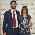Los premios Byte TI reúnen a las principales empresas del sector TIC 22 Toshiba Portégé X30T, Recoge Delia Cuellar, Directora de Marketing B2B Toshiba